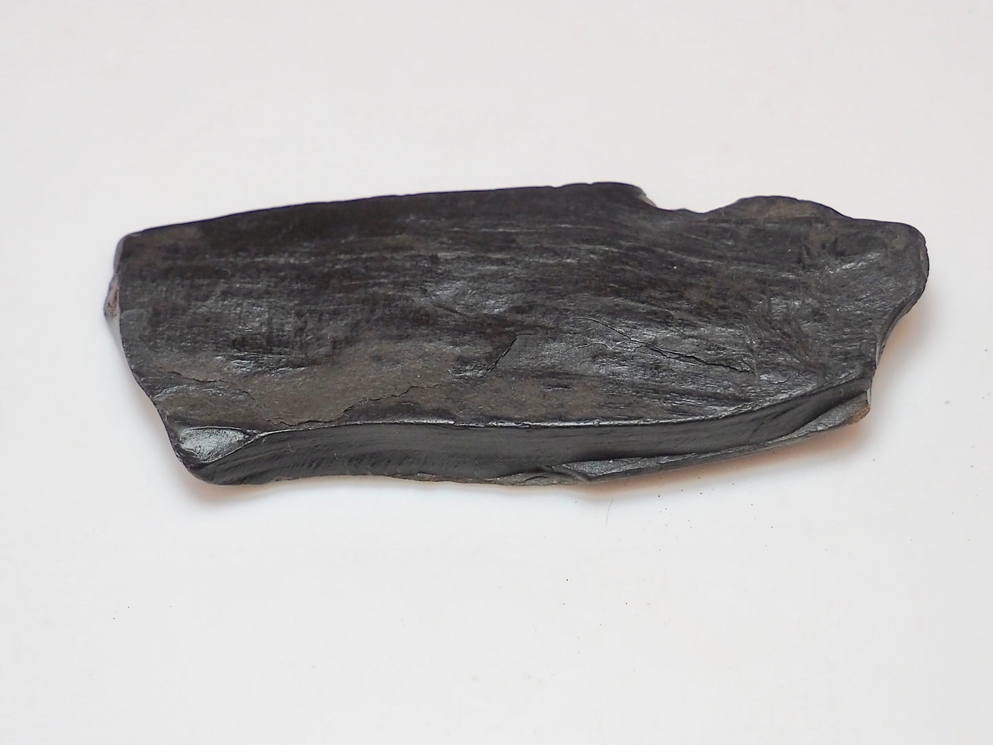 Raw Whitby Jet Specimen (7.5g) – Authentic Whitby Jet