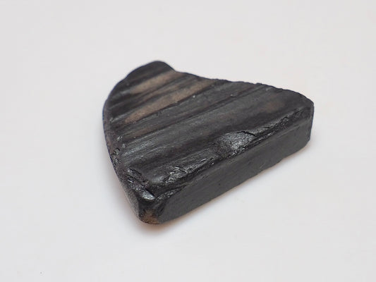 Raw Whitby Jet Specimen (3.8g) – Authentic Whitby Jet