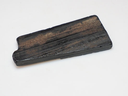 Raw Whitby Jet Specimen (2.4g) – Authentic Whitby Jet
