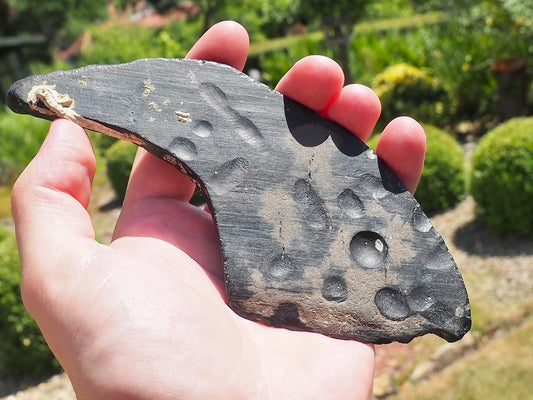 Raw Whitby Jet Specimen (44.4g) – Authentic Whitby Jet